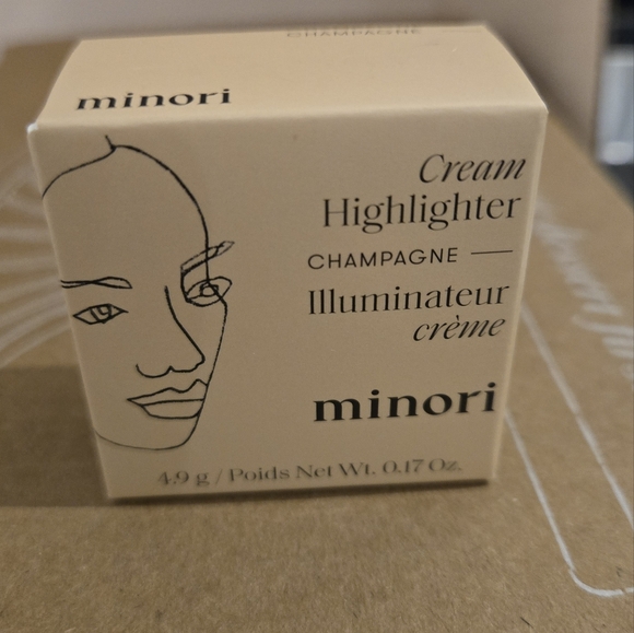 Winter Jilly Box Items - Picture 5 of 8